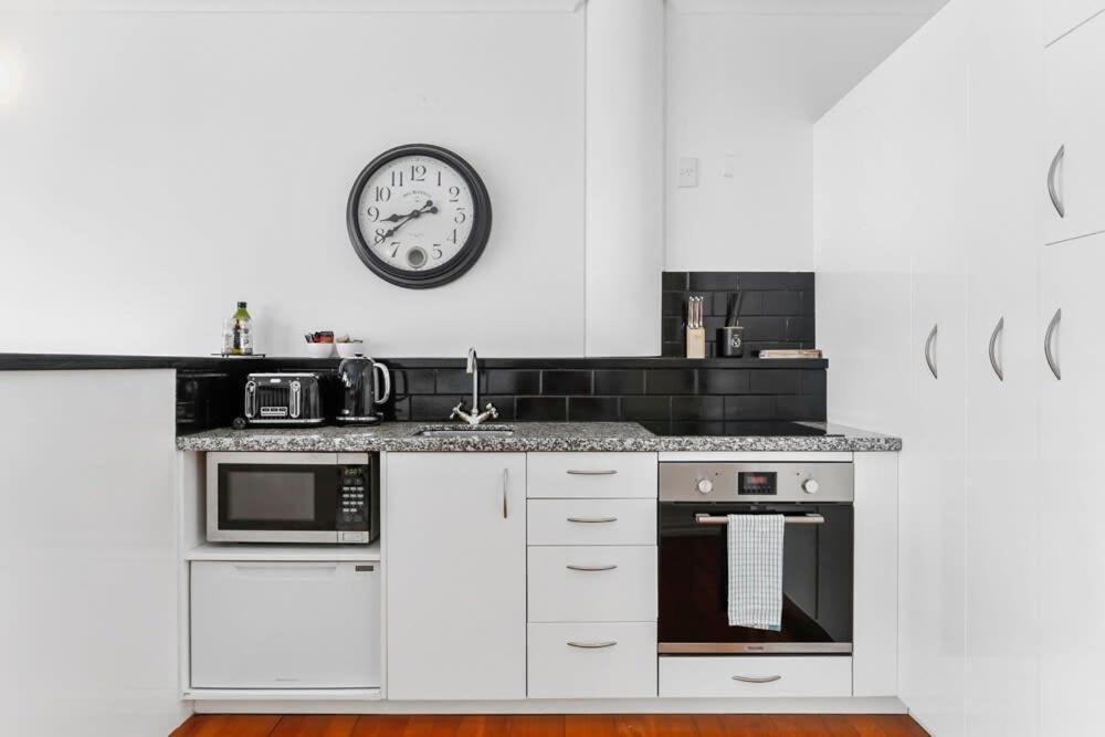 אוקלנד Funky One Bedroom Apartment On Princes Wharf מראה חיצוני תמונה